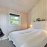 Hébergement de vacances Chrisse - 550m From The Sea By Interhome Lakolk