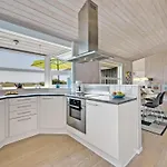 Chrisse - 550m From The Sea By Interhome