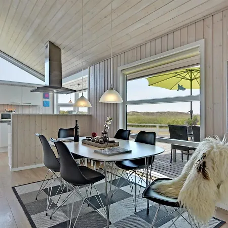 Semesterbostad Chrisse - 550m From The Sea By Interhome