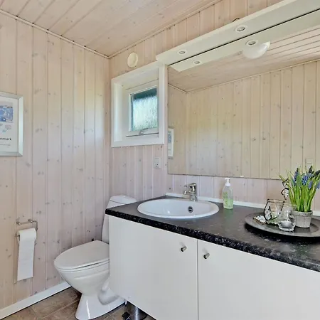 Chrisse - 550m From The Sea By Interhome