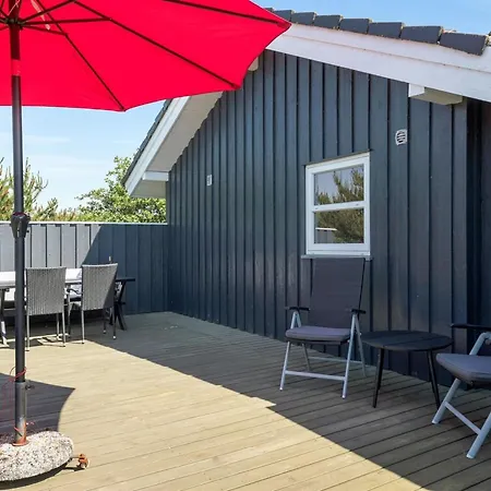 Prázdninový dům Chrisse - 550m From The Sea By Interhome *