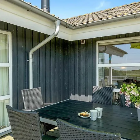 Chrisse - 550m From The Sea By Interhome Prázdninový dům Lakolk