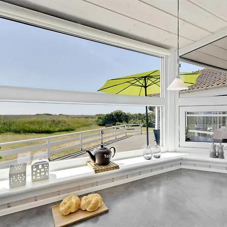 Chrisse - 550m From The Sea By Interhome بيت للعطل *