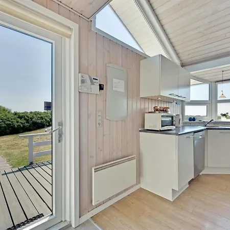 Chrisse - 550m From The Sea By Interhome *