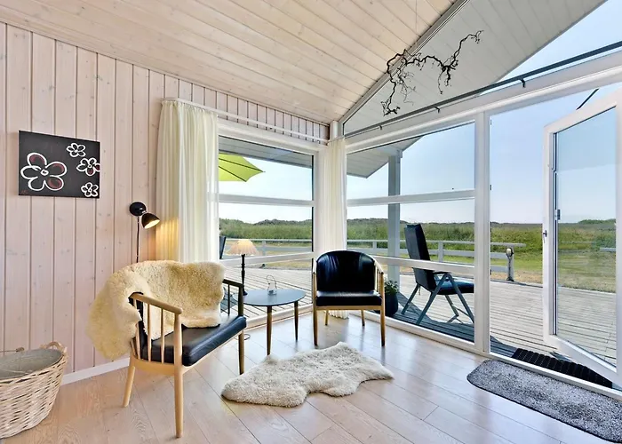 Chrisse - 550m From The Sea By Interhome