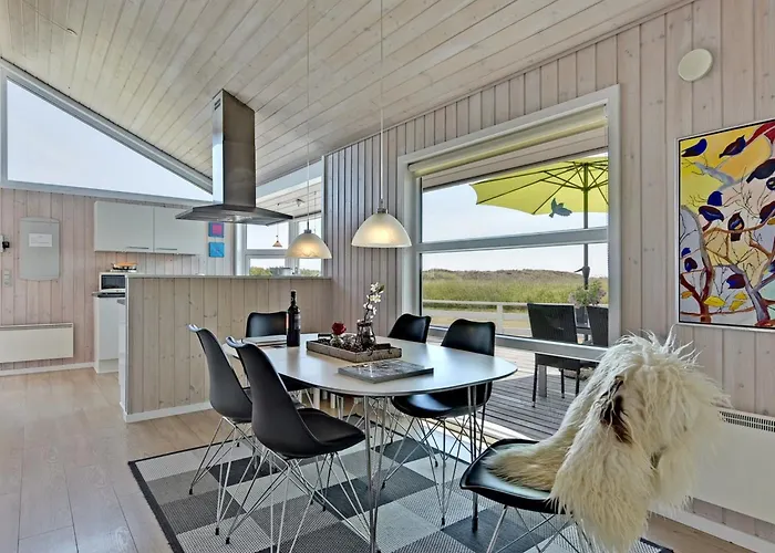 Chrisse - 550m From The Sea By Interhome