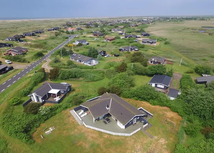 Holiday home Chrisse - 550m From The Sea By Interhome *